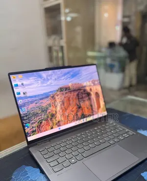 New Laptop Lenovo 16GB AMD Ryzen 7 SSD 512GB