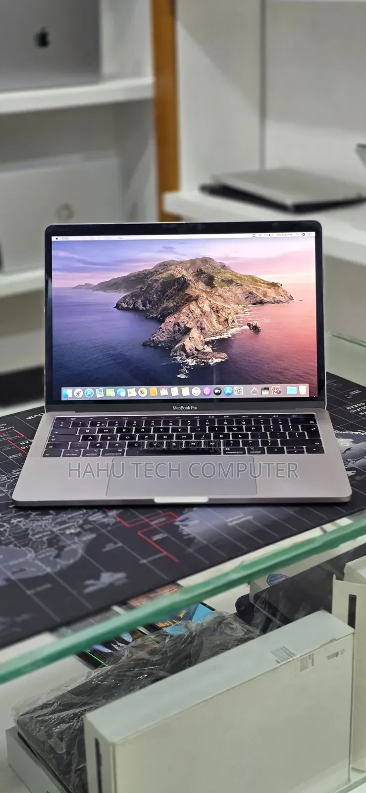 New Laptop Apple MacBook Pro 2019 16GB Intel Core i7 SSD 512GB