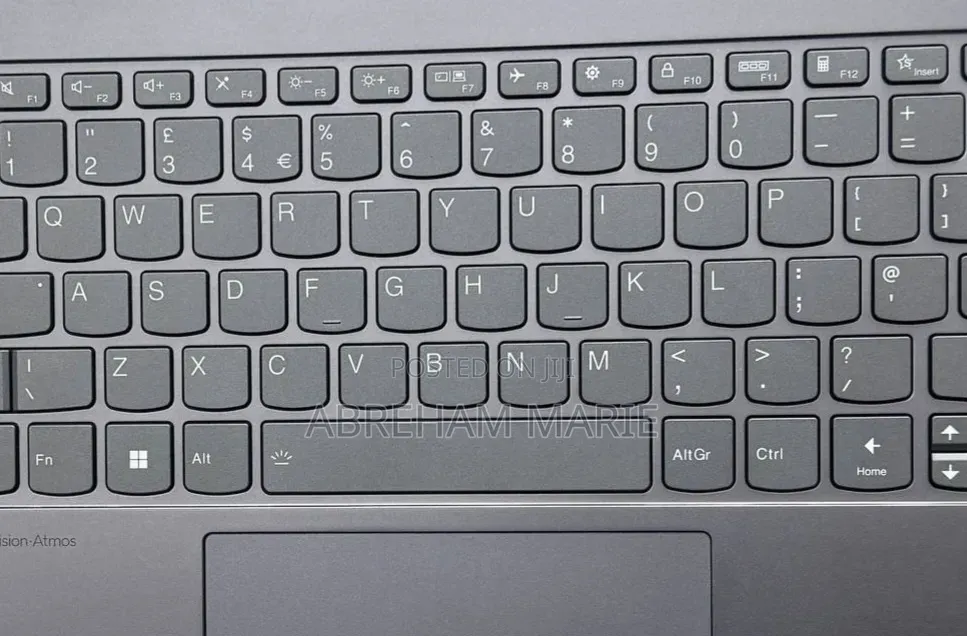 New Laptop Lenovo Yoga 7i 16GB AMD Ryzen 7 SSD 512GB