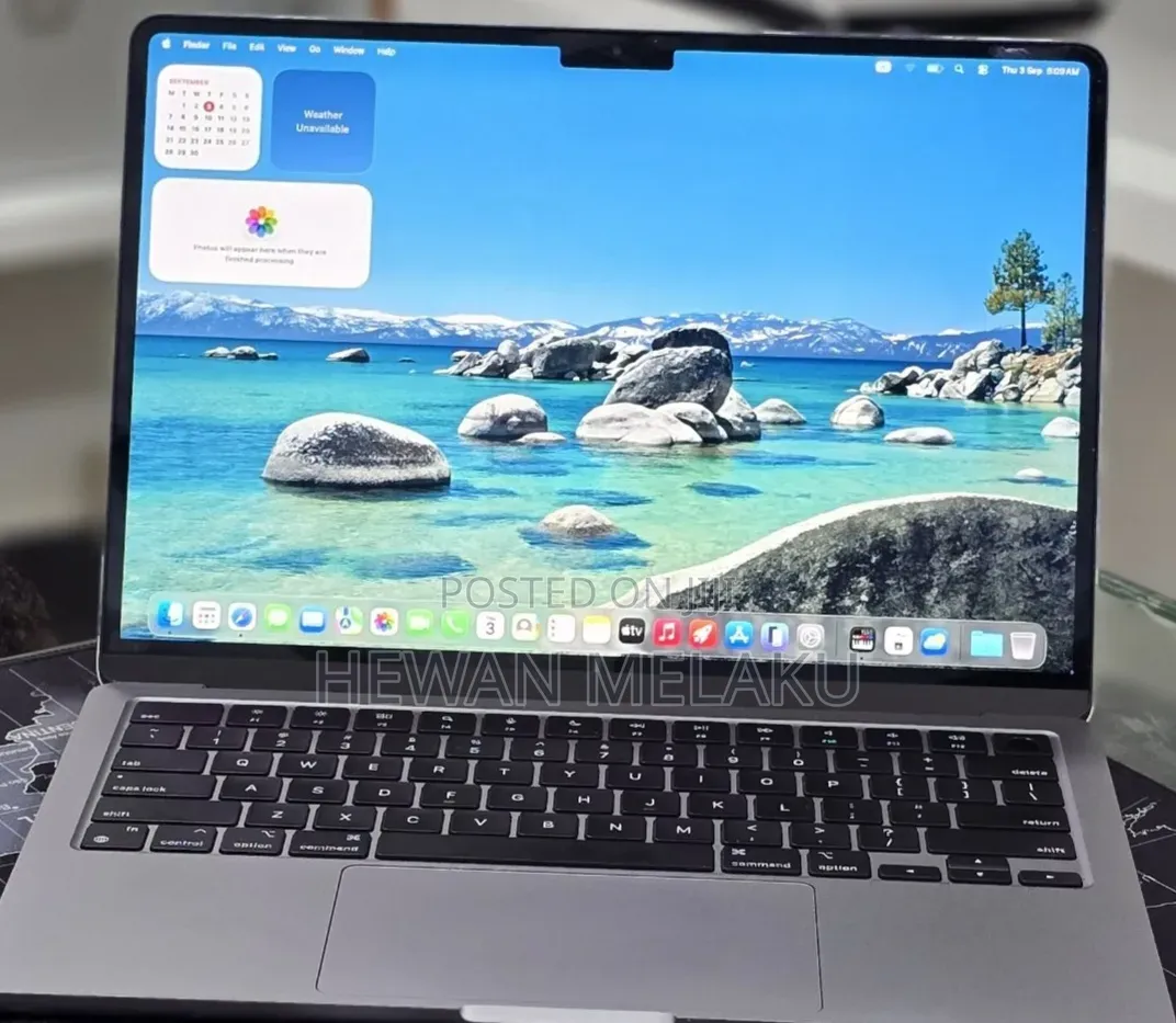 New Laptop Apple MacBook Air 2022 M2 8GB Apple M2 SSD 256GB