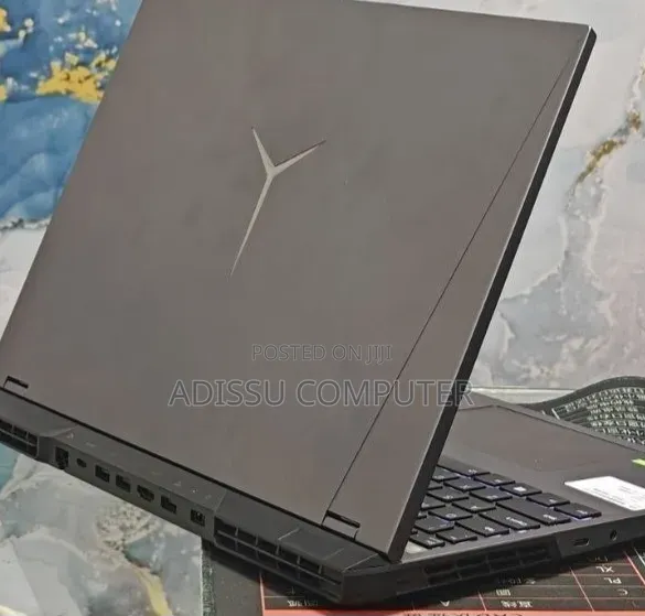 New Laptop Lenovo Legion 5 16GB AMD Ryzen 7 SSD 512GB