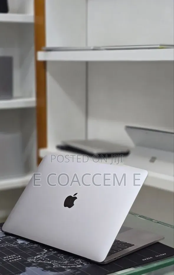 New Laptop Apple MacBook Pro 2019 16GB Intel Core i7 SSD 512GB