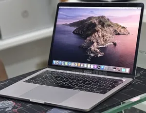 New Laptop Apple MacBook Pro 2019 16GB Intel Core i7 SSD 512GB