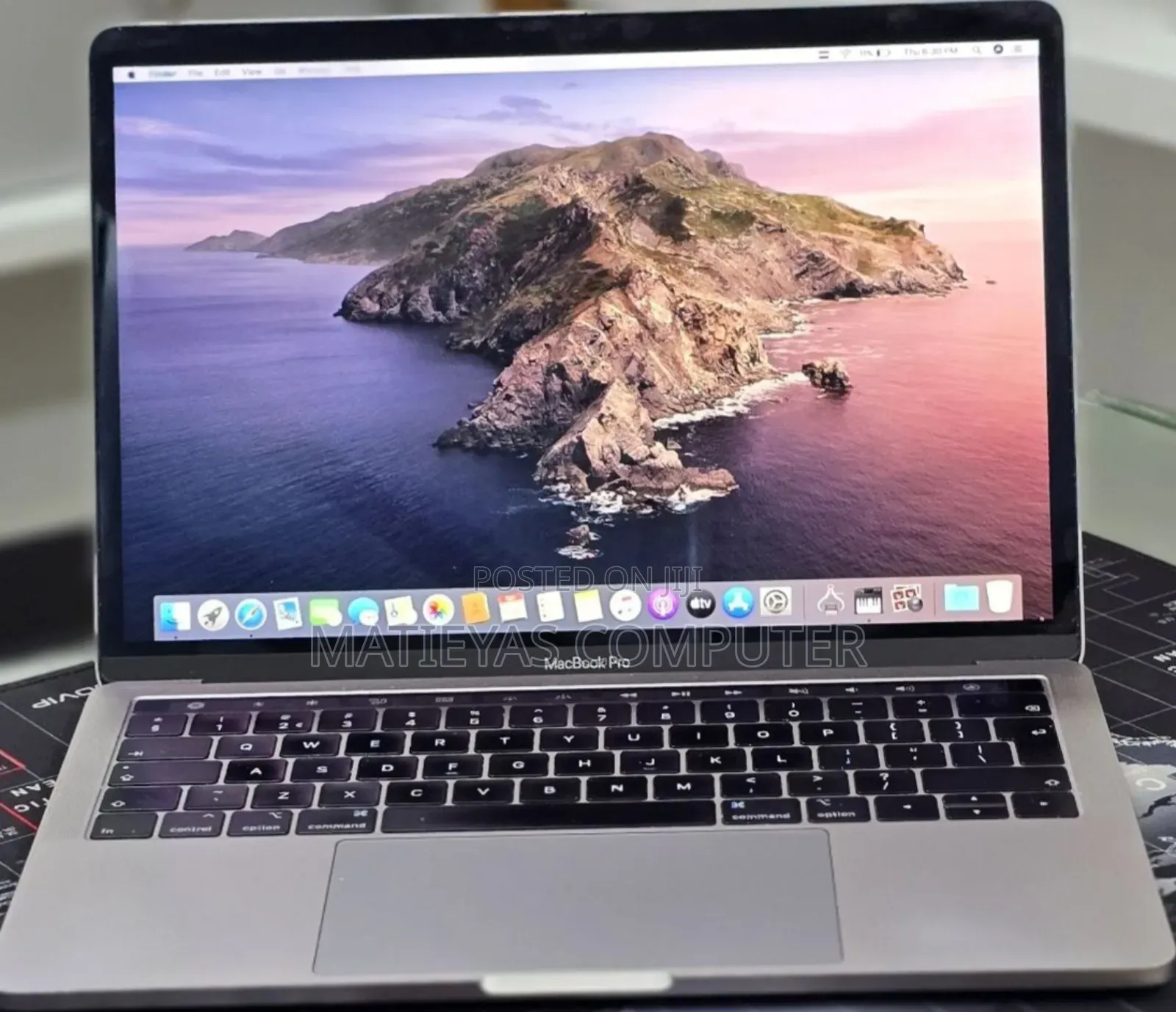 New Laptop Apple MacBook Pro 2019 16GB Intel Core i7 SSD 512GB