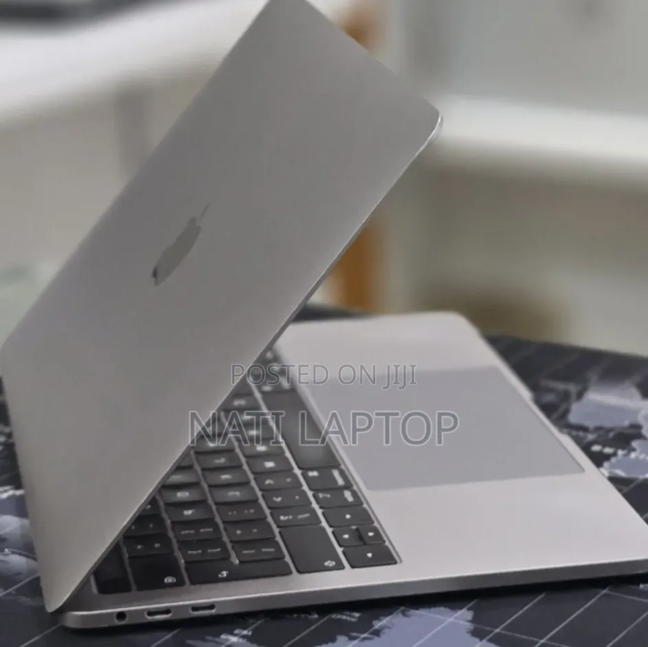 New Laptop Apple MacBook Pro 2019 16GB Intel Core i7 SSD 512GB