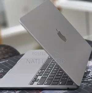 New Laptop Apple MacBook Air 2022 M2 8GB Apple M2 SSD 256GB