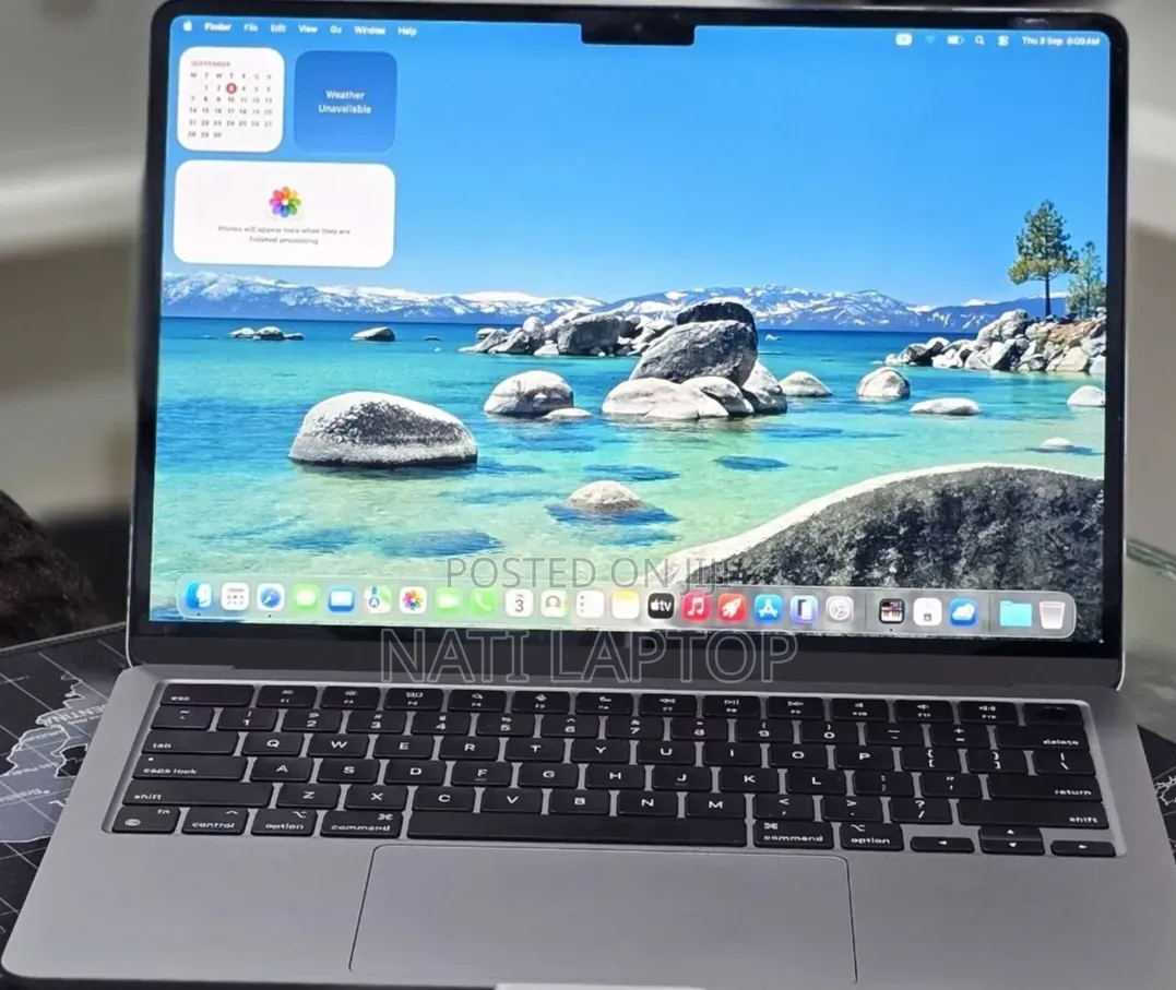 New Laptop Apple MacBook Air 2022 M2 8GB Apple M2 SSD 256GB