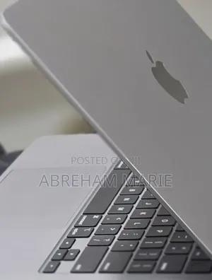 New Laptop Apple MacBook Air 2022 M2 8GB Intel Core M2 SSD 256GB