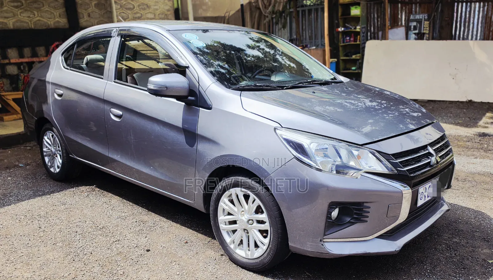 Mitsubishi Attrage 2022 Gray