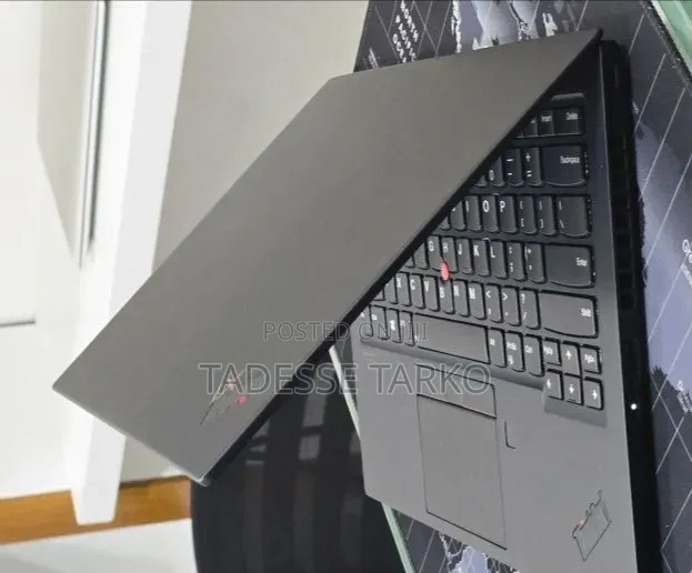 New Laptop Lenovo ThinkPad X1 Carbon 16GB Intel Core i7 SSD 512GB