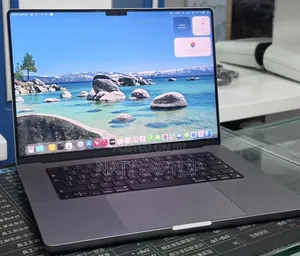 New Laptop Apple MacBook Pro 2021 M1 16GB Apple M1 Pro SSD 512GB