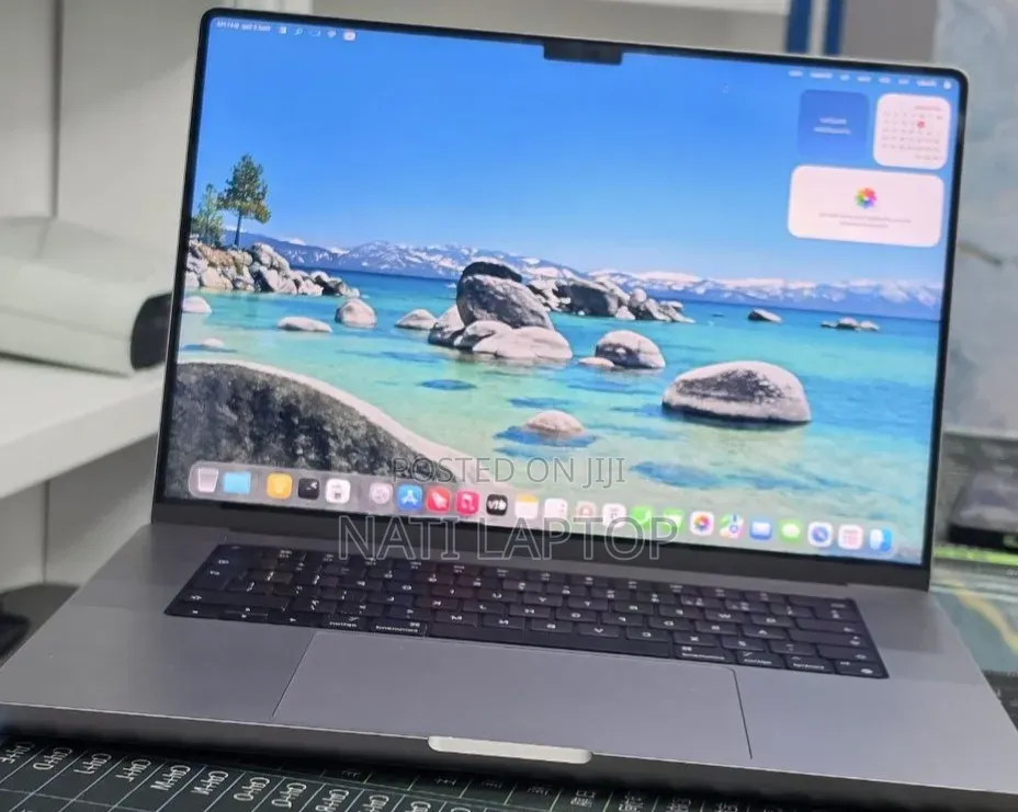 New Laptop Apple MacBook Pro 2021 M1 16GB Apple M1 Pro SSD 512GB