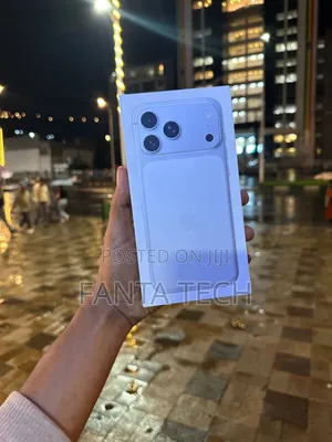 New Apple iPhone 17 Pro Max 256 GB Silver