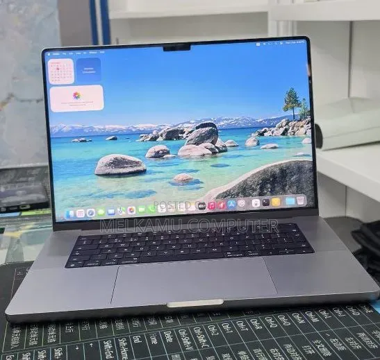 New Laptop Apple MacBook Pro 2021 M1 16GB Apple M1 SSD 512GB