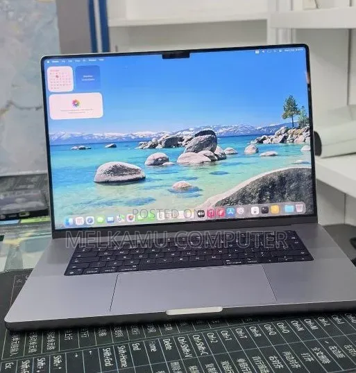 New Laptop Apple MacBook Pro 2021 M1 16GB Apple M1 SSD 512GB