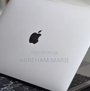 New Laptop Apple MacBook Pro 2019 16GB Intel Core i7 SSD 512GB