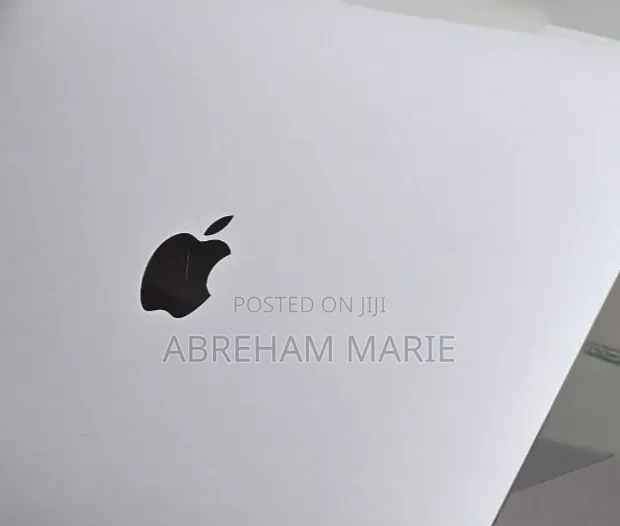 New Laptop Apple MacBook Pro 2019 16GB Intel Core i7 SSD 512GB