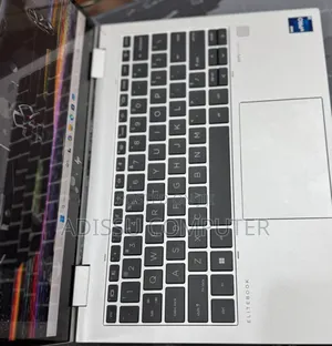 New Laptop HP EliteBook 830 16GB Intel Core i7 SSD 512GB