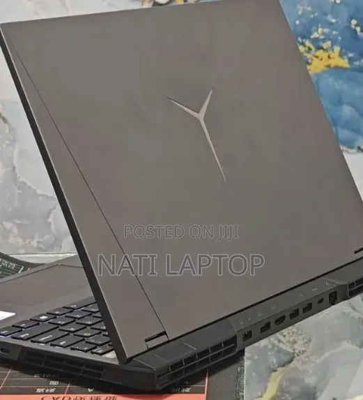 New Laptop Lenovo Legion 5 16GB AMD Ryzen 7 SSD 512GB