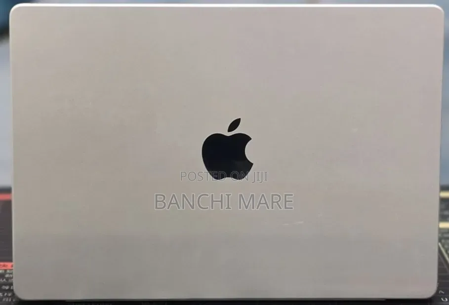New Laptop Apple MacBook Pro 2021 M1 16GB Apple M1 Pro SSD 1T