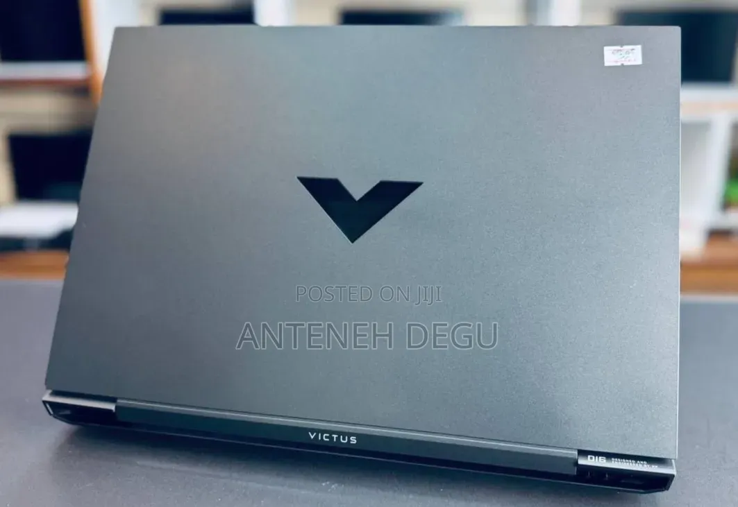 New Laptop HP Victus 15 16GB Intel Core i7 SSD 512GB