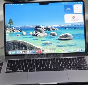 New Laptop Apple MacBook Air 2022 M2 8GB Apple M2 SSD 256GB