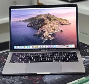 New Laptop Apple MacBook Pro 2019 16GB Intel Core i7 SSD 512GB