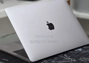 New Laptop Apple MacBook Pro 2017 16GB Intel Core i7 SSD 512GB