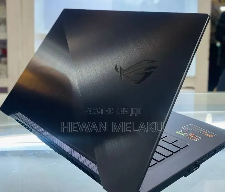 New Laptop Asus ROG Zephyrus G15 16GB AMD Ryzen 7 SSD 512GB