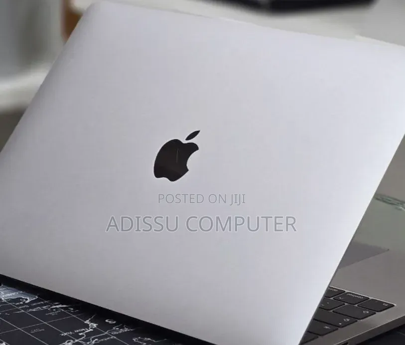 New Laptop Apple MacBook Pro 2019 16GB Intel Core i7 SSD 512GB