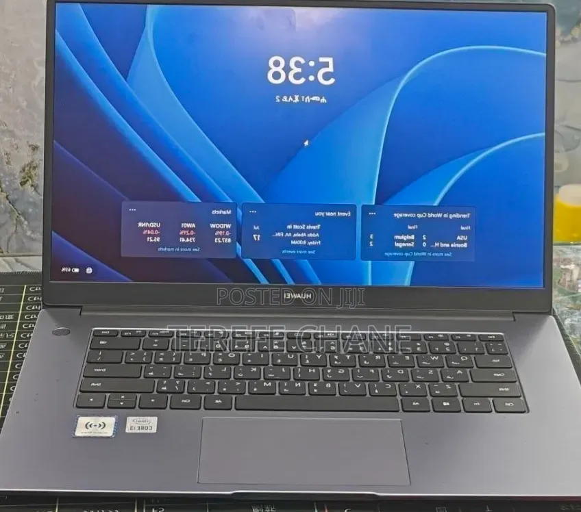 New Laptop Huawei Matebook D 15 8GB Intel Core i3 SSD 256GB