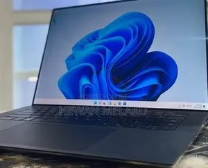 New Laptop Dell 16GB Intel Core i7 SSD 512GB