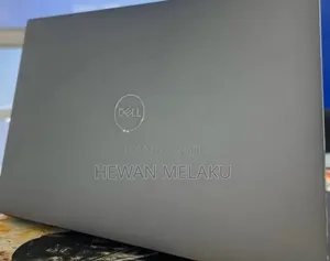New Laptop Dell 16GB Intel Core i7 SSD 512GB