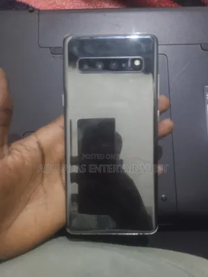 Samsung Galaxy S10 5G 512 GB Black