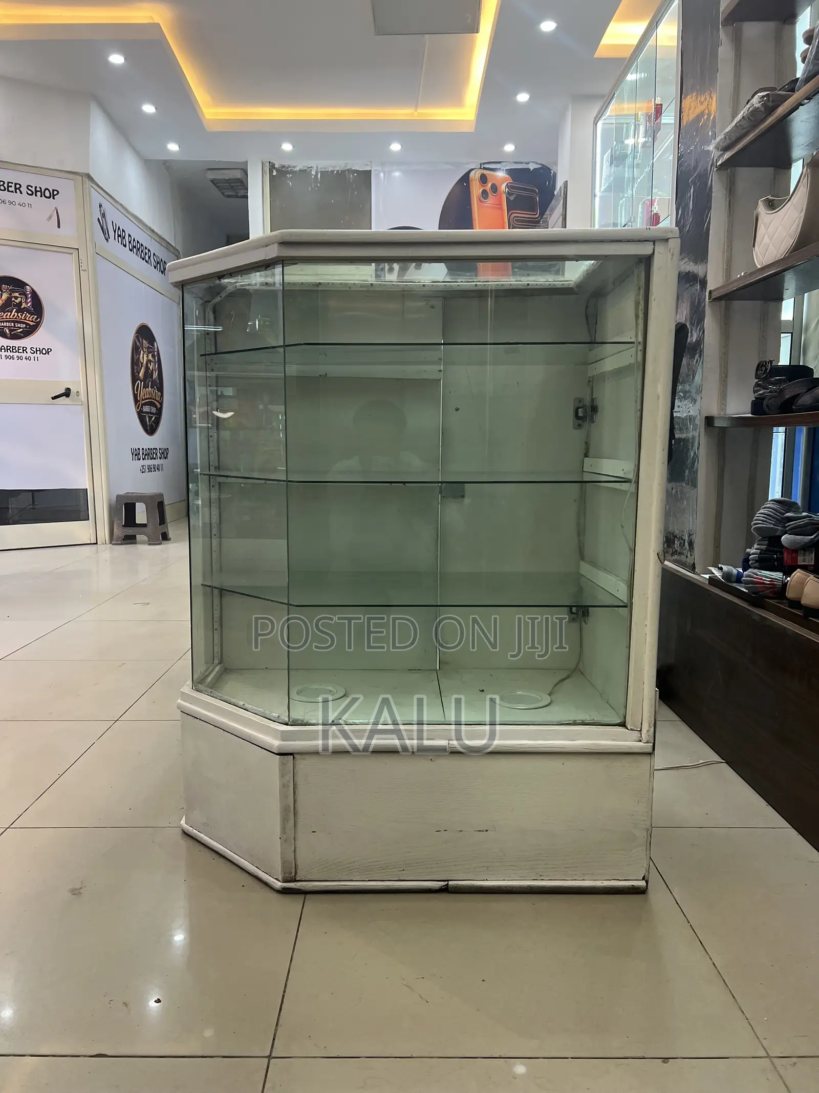Display Cabinet
