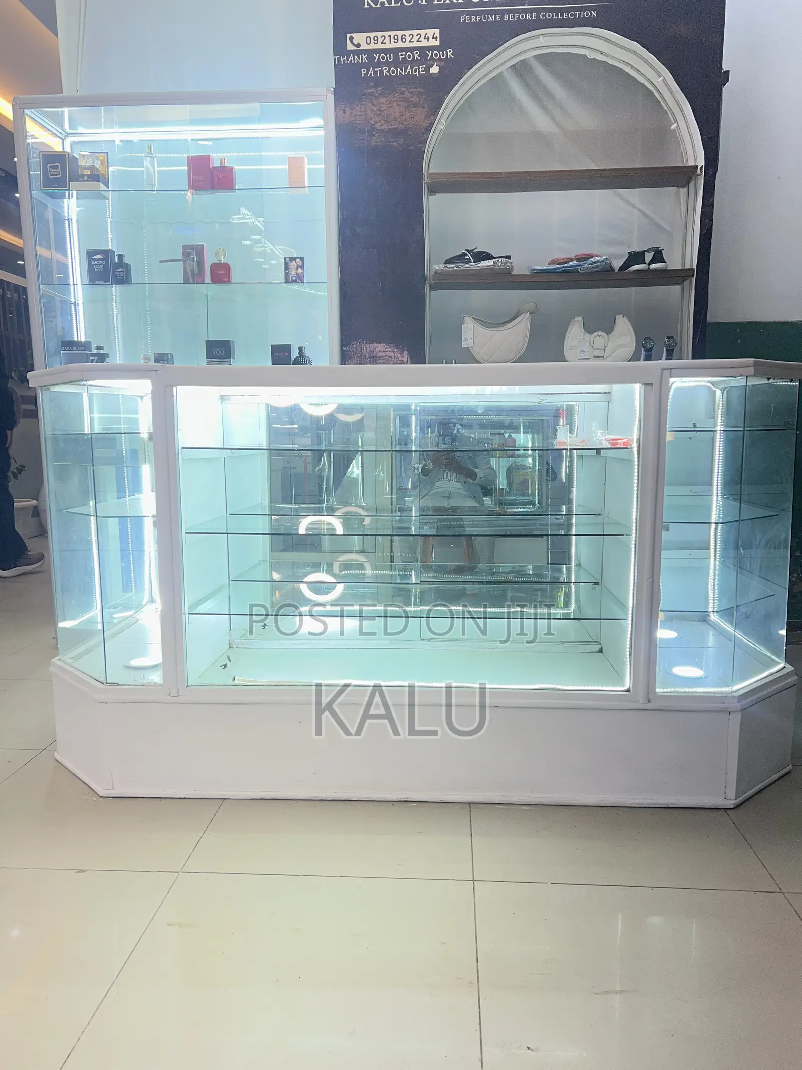 Display Cabinet