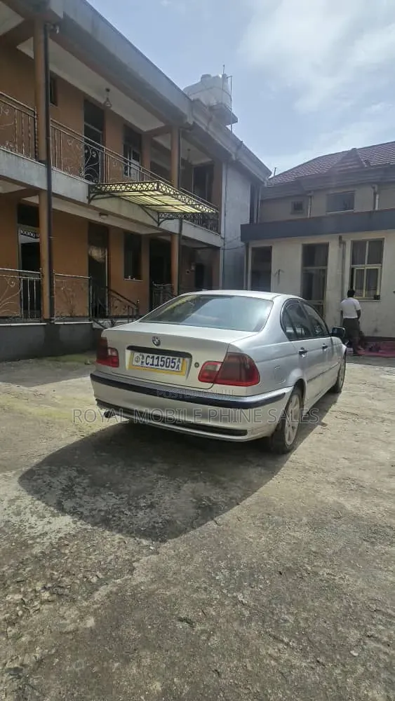 BMW 318i 2001 Silver