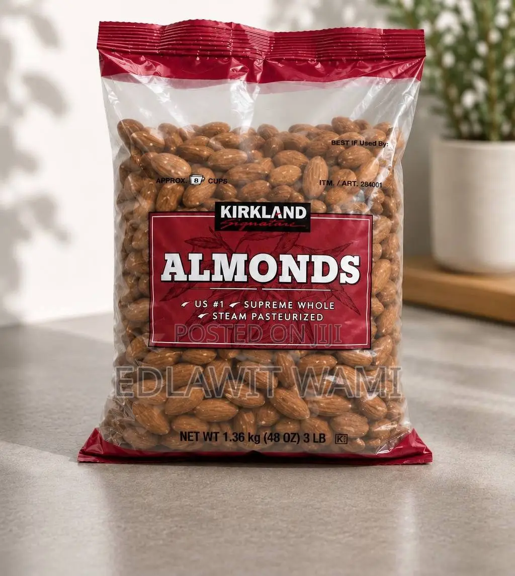 Kirkland Signature Whole Almonds – 1.36 KG