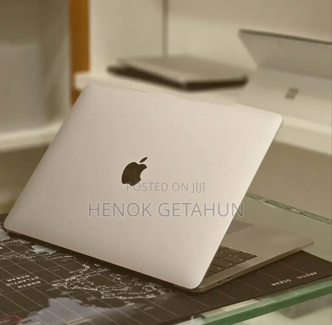 New Laptop Apple MacBook Pro 2019 16GB Intel Core i7 SSD 512GB