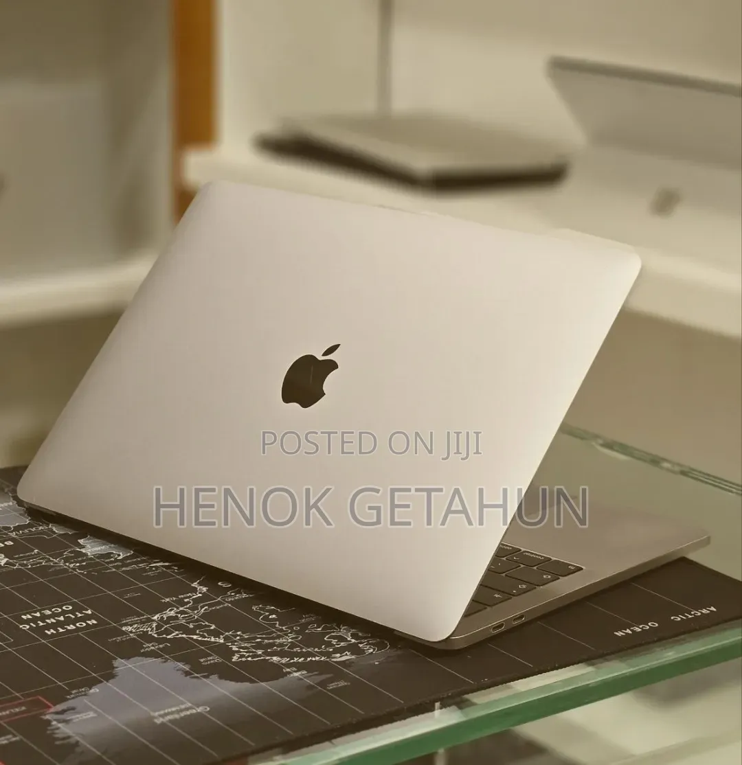 New Laptop Apple MacBook Pro 2019 16GB Intel Core i7 SSD 512GB