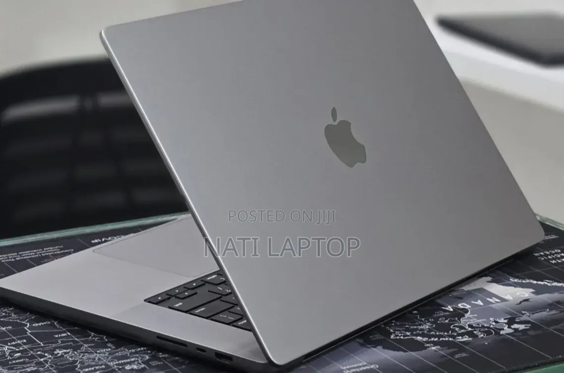 New Laptop Apple MacBook Pro 2023 M2 16GB Apple M2 SSD 512GB