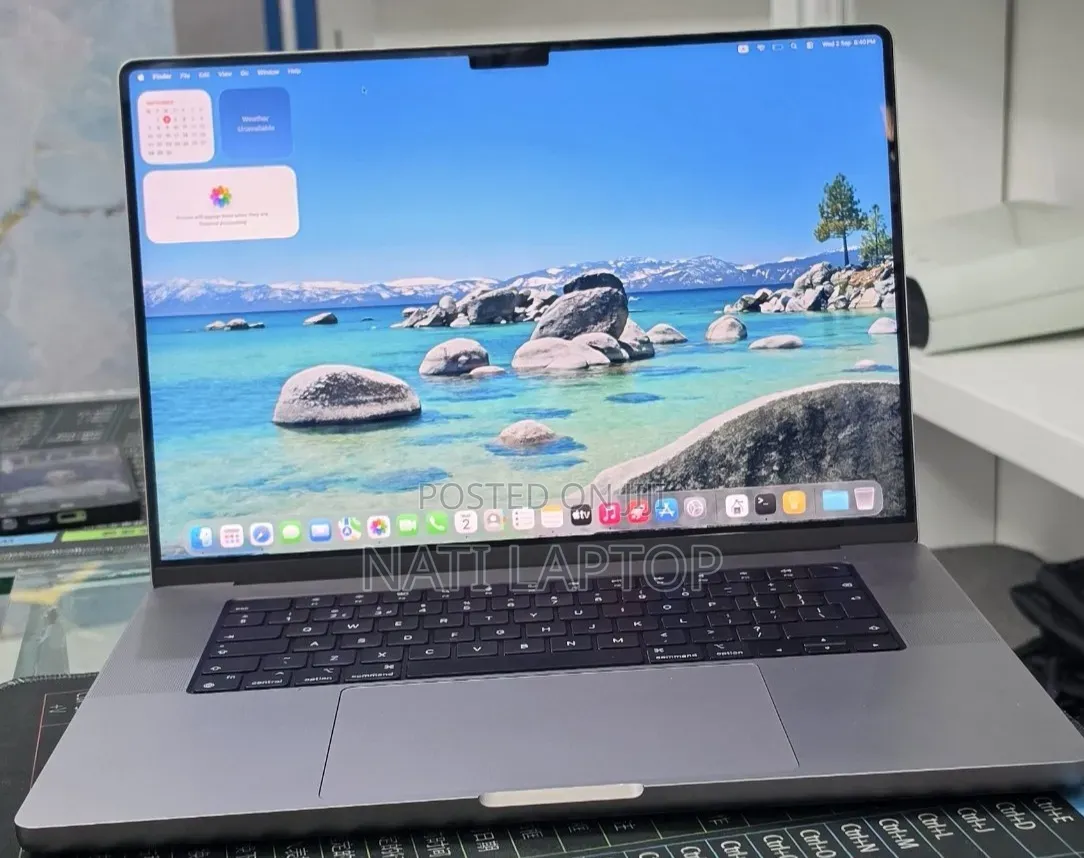 New Laptop Apple MacBook Pro 2021 M1 16GB Apple M1 Pro SSD 512GB
