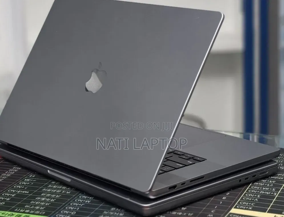 New Laptop Apple MacBook Pro 2021 M1 Max 32GB Apple M1 Max SSD 1T
