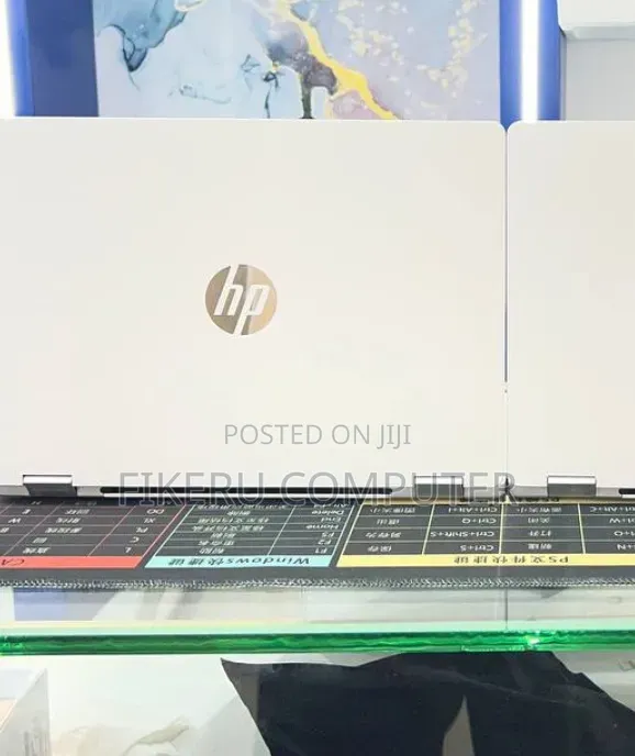 New Laptop HP OmniBook 5 Flip 16GB Intel Core i7 SSD 512GB