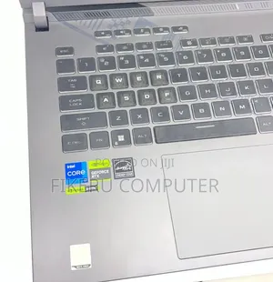 New Laptop Asus ROG Strix G15 16GB Intel Core i7 SSD 1T