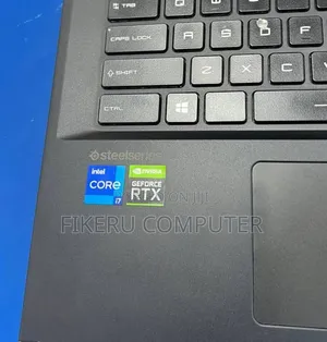 New Laptop MSI GP75 Leopard 16GB Intel Core i7 SSD 1T