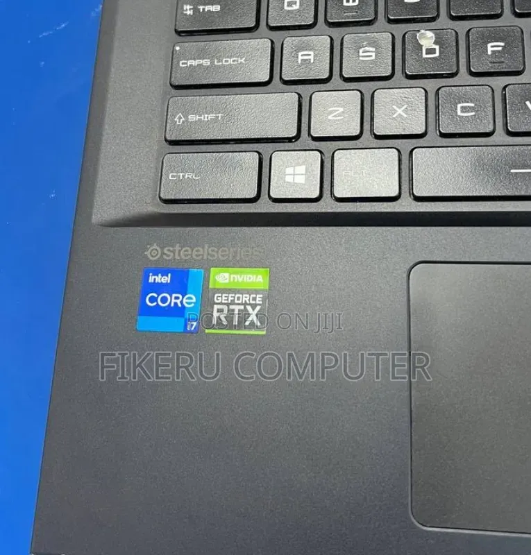 New Laptop MSI GP75 Leopard 16GB Intel Core i7 SSD 1T