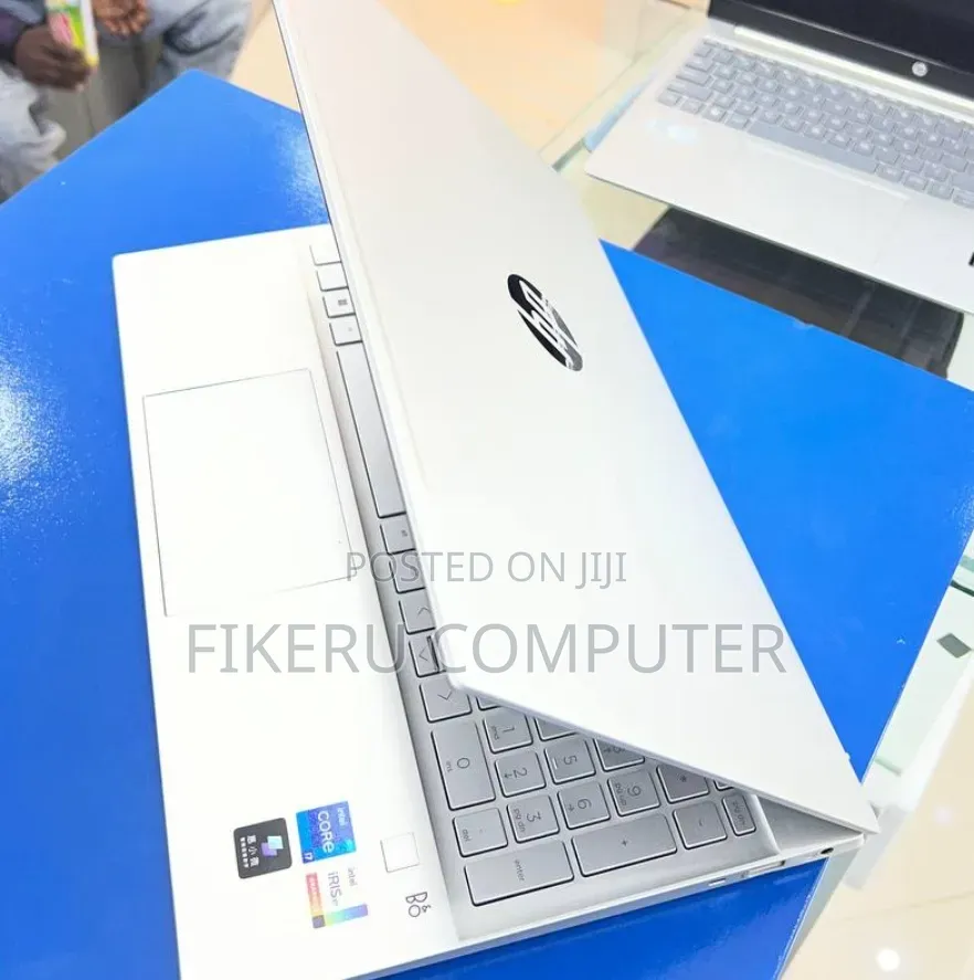 New Laptop HP Pavilion 15 16GB Intel Core i7 SSD 1T