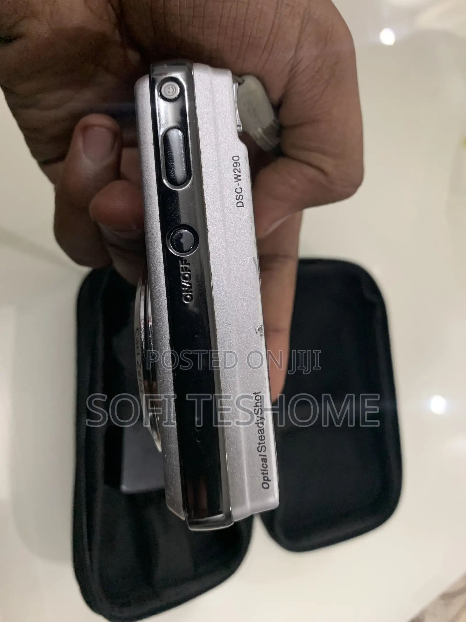 Digital Camera