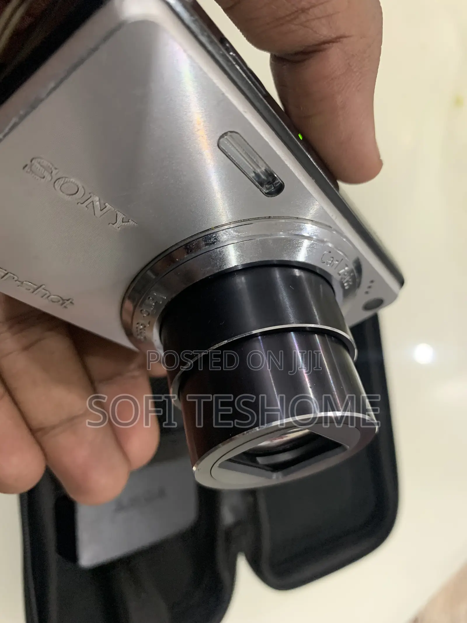 Digital Camera